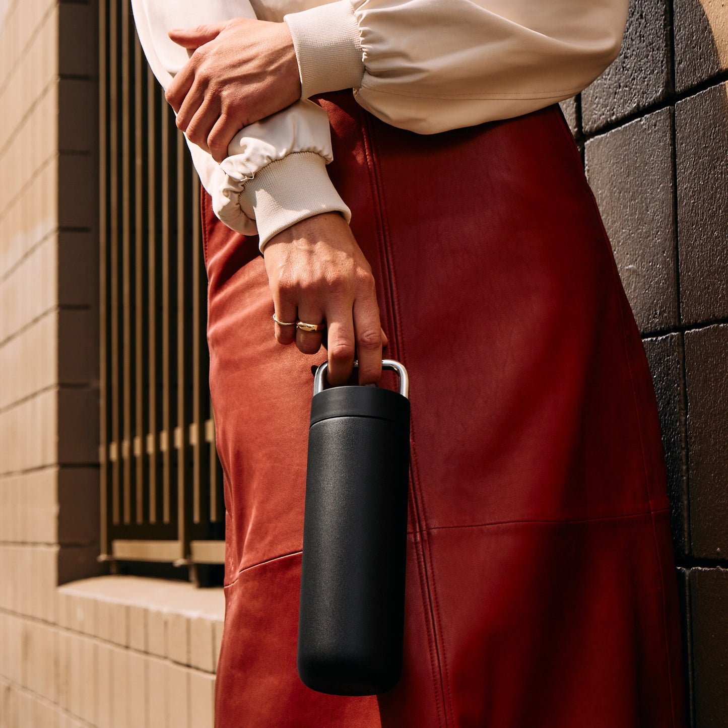 Carter Carry Tumbler - Mattsvart 600ml - Fellow